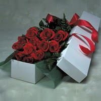  Bingöl Gölüm Çiçek online çiçek gönderme sipariş  11 adet gülden kutu