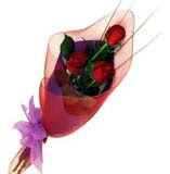 Çiçek satisi buket içende 3 gül çiçegi  Bingöl Gölüm Çiçek online çiçek gönderme sipariş 