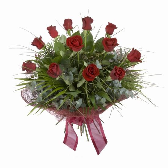 Etkileyici buket 11 adet kirmizi gül buketi  Bingöl Gölüm Çiçek internetten çiçek satışı 