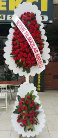 Çift katlı düğün nikah çiçeği modeli  Bingöl Gölüm Çiçek hediye çiçek yolla 